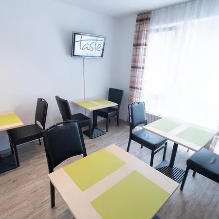 Hotel Taste Smart Hotel Backnang 3*