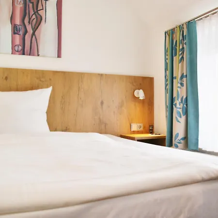 Taste Smart מלון 3*